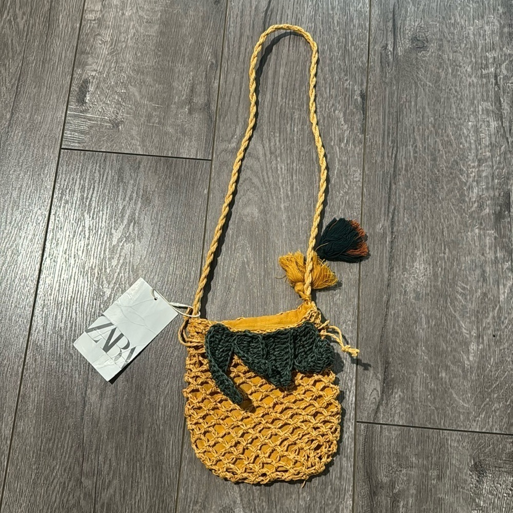 New with tags Zara kids pineapplele purse